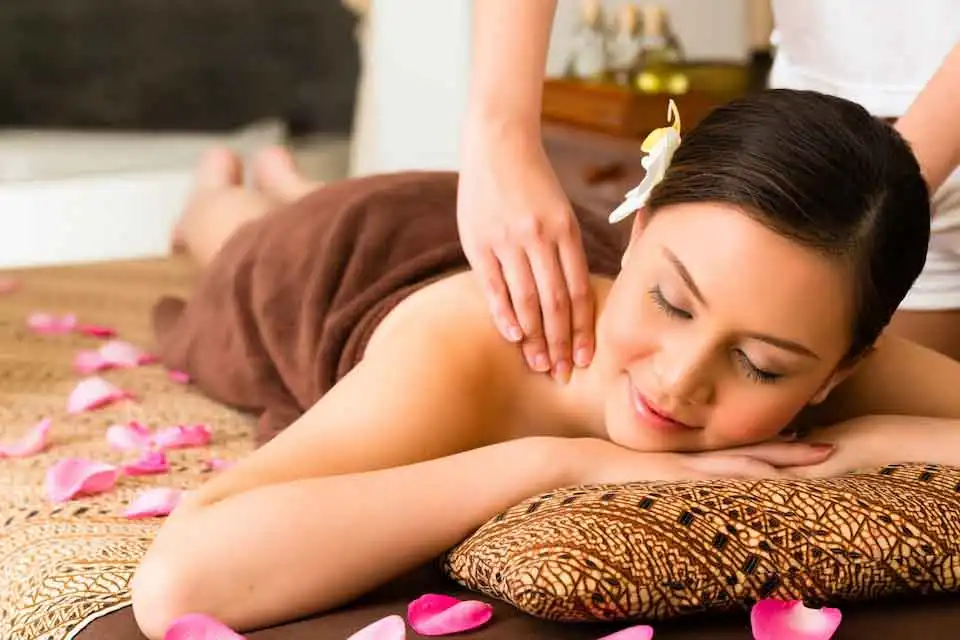 Thai Massage Treatment at Thai Aroma Bodywork NYC - Professional Massage Therapy in Manhattan